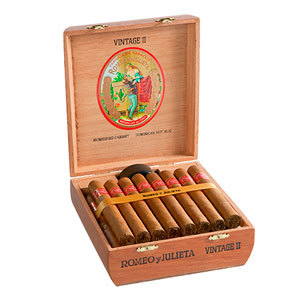 Romeo y Julieta Vintage Corona Glass Tube